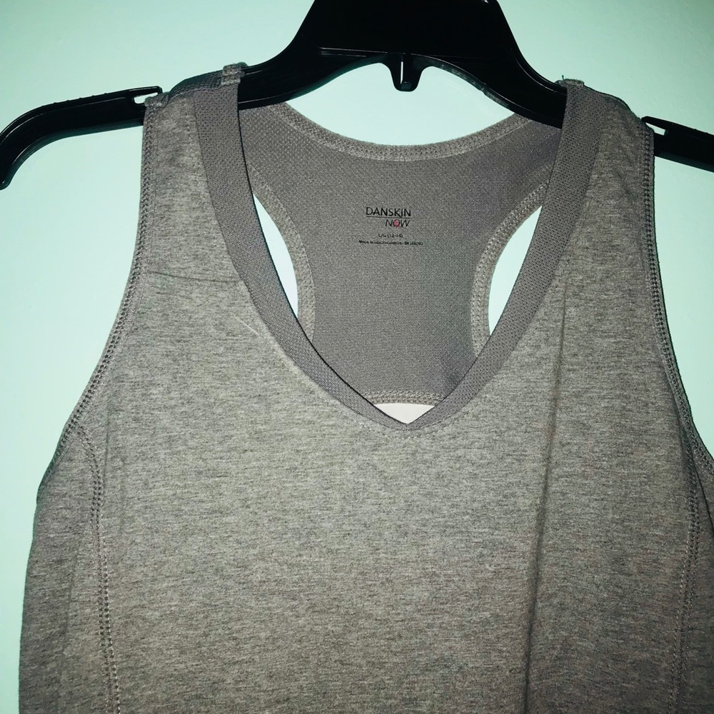 Workout Tank Top - Picture 3 of 5